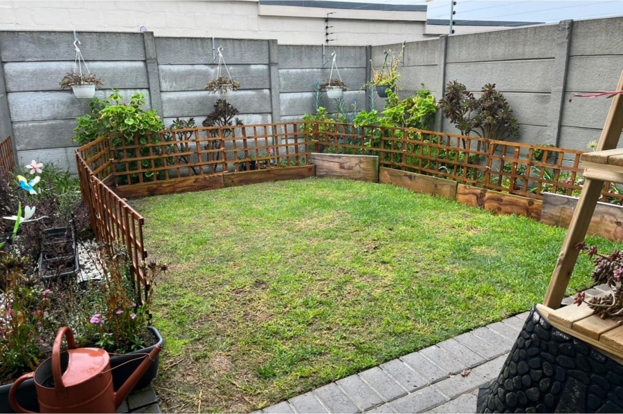 To Let 2 Bedroom Property for Rent in Brackenfell South Western Cape